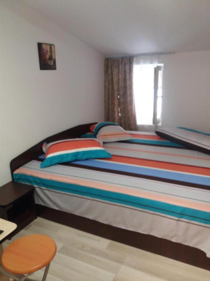 Casa Ariana Hotel Curtea De Arges Ngoại thất bức ảnh