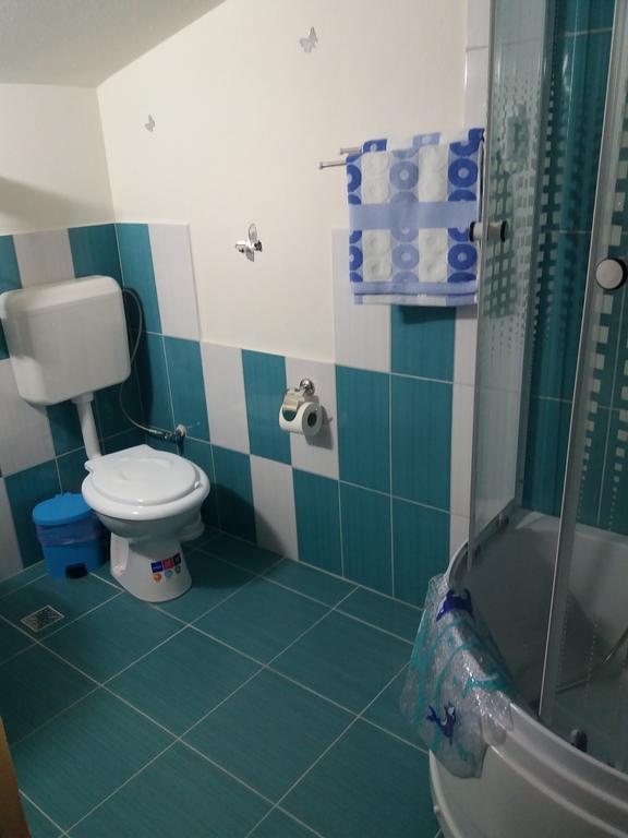 Casa Ariana Hotel Curtea De Arges Ngoại thất bức ảnh